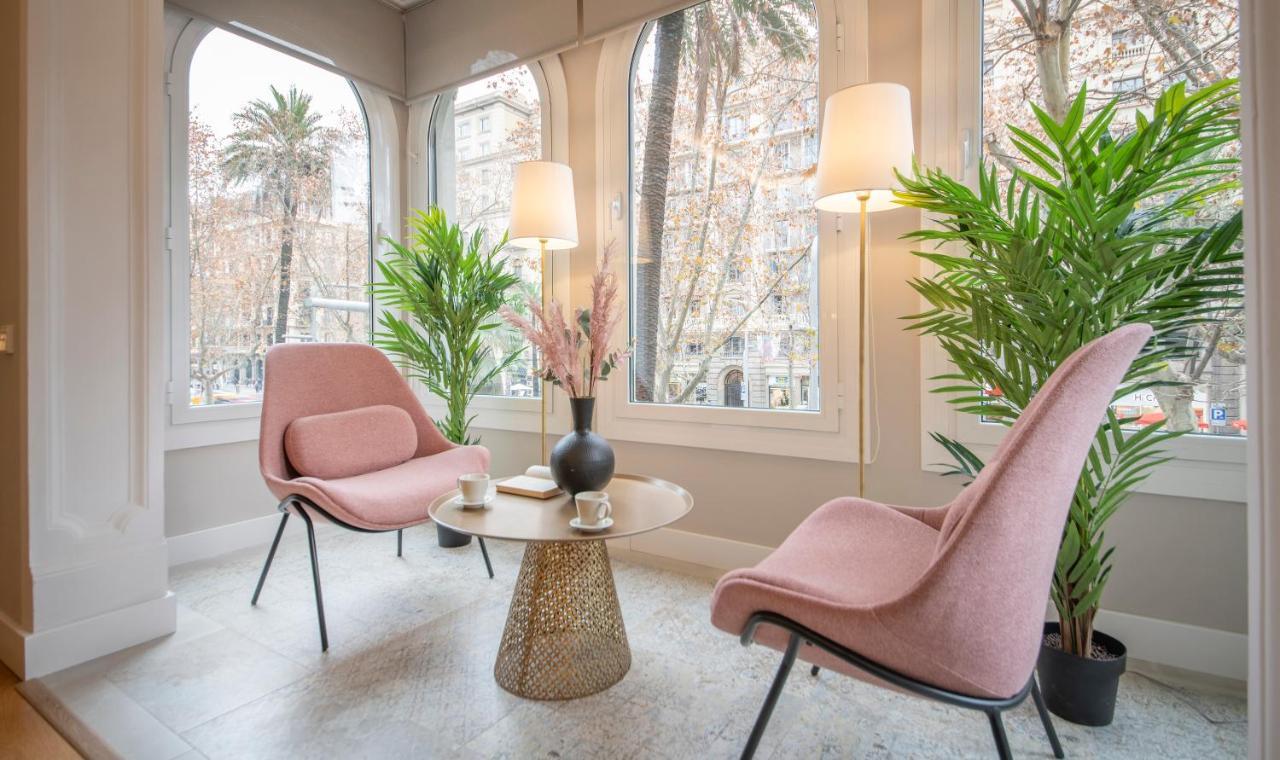 Stylish Diagonal Apartment